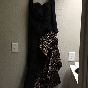 One leg open prom dress